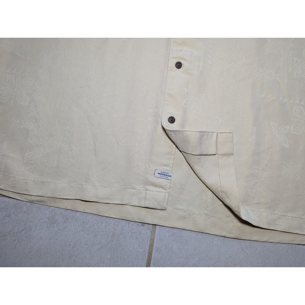 Quiksilver Men's XL Waterman Collection Camp Hawaiian Comfort Fit Textured - Picture 2 of 7